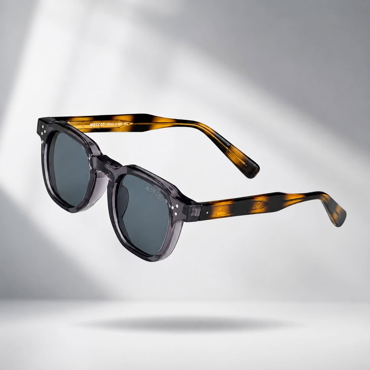 Moscot 2-Layer Frame smoky transparent & amber tortoiseshell finish frame