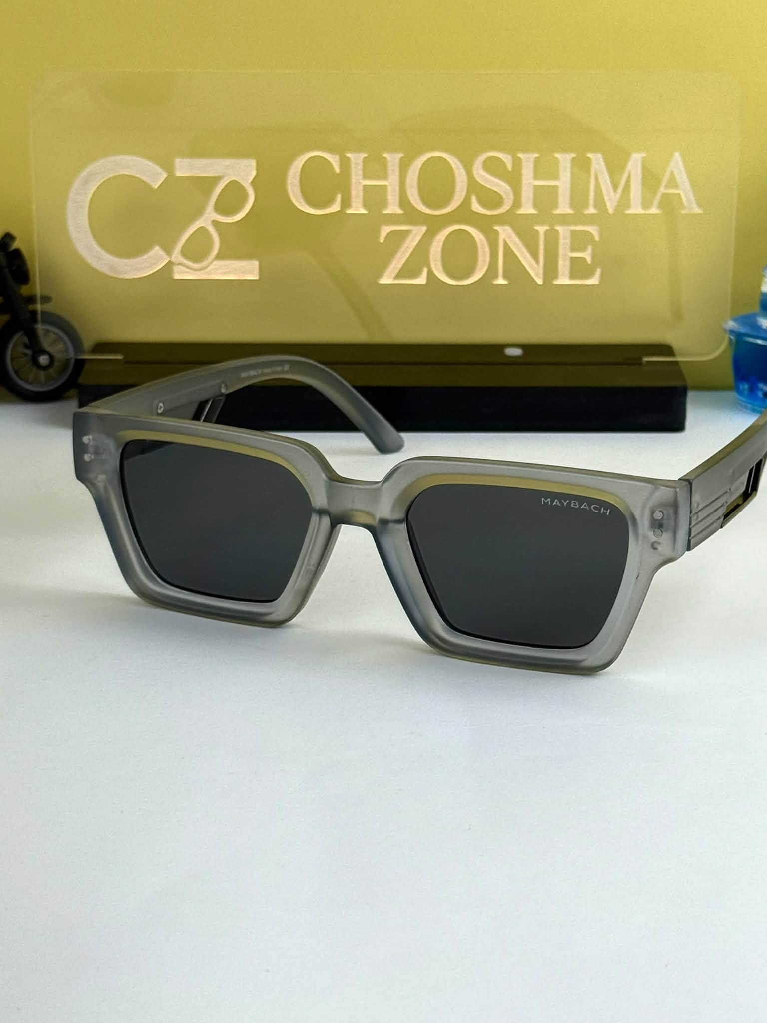 Maybach Signature Square Sunglasses-Black - Matte Ash / Medium frame